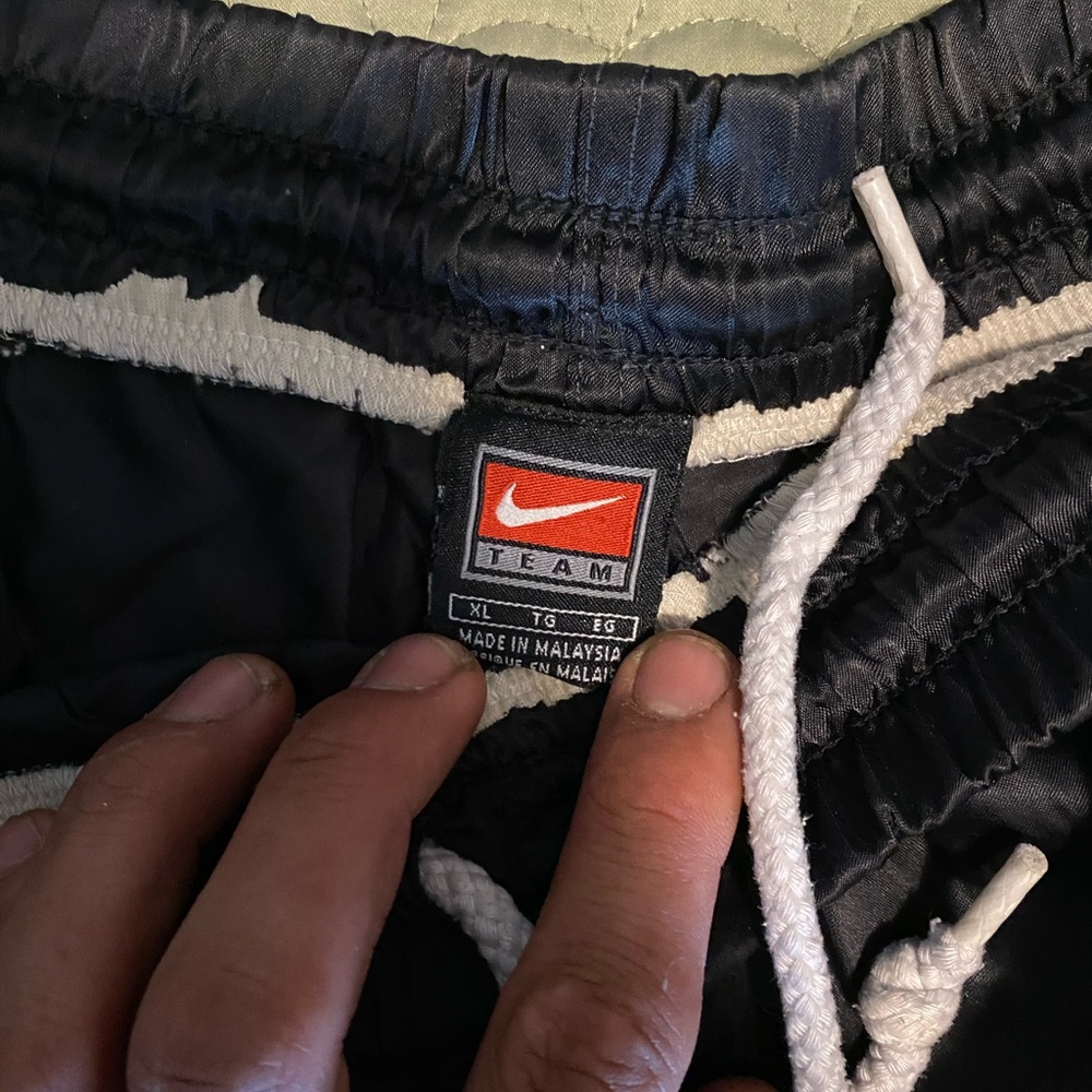 Vintage 90s  Nike shorts size XL